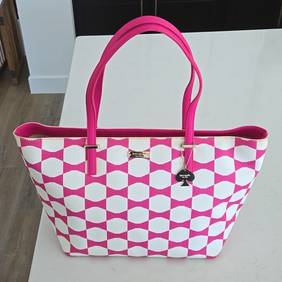 KATE SPADE BOW TOTE w/ Kate spade charm pink & white bow pattern 17 x 10 in - Picture 1 of 16